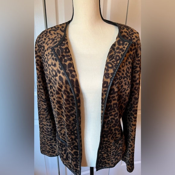 Chico’s Size 1 Open Front Cardigan With Trim, Animal Print - Picture 3 of 7